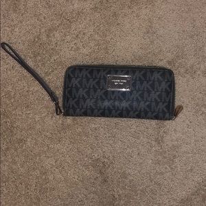 Michael Kors Wallet!